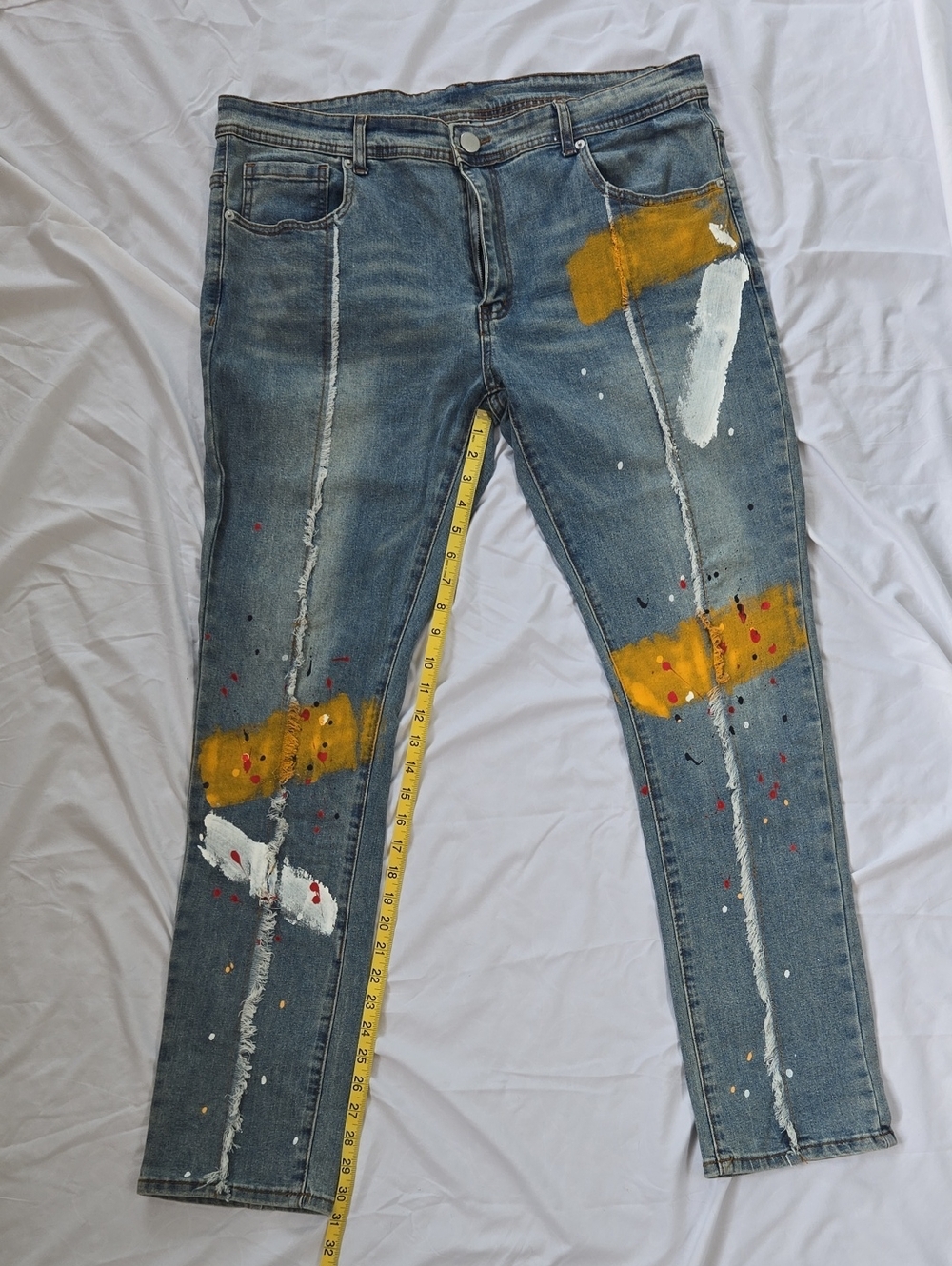 Men's Jeans Paint Splatters & Marks On Front And Back With Slight Fringe On Legs - Picture 4 of 13